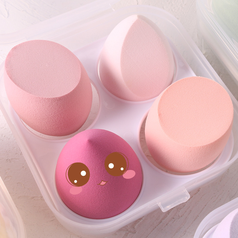 Makiažo kempinė – neabsorbuoja pudros, dvigubo naudojimo drėgna/sausa, oro pagalvėlė pudrai, itin švelni tekstūra