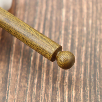 Sandalwood punt masažni štapić za masažu lica i očnih meridijana, za salonsku upotrebu, težina 40 g, pakiranje 300, logo OK