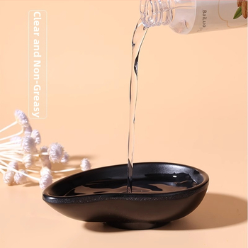 DIY lūpų dažų pagrindinis aliejus, lūpų balzamo sudedamosios dalys, rankų darbo muilo medžiagos, alyvuogių aliejus, saldžiųjų migdolų aliejus