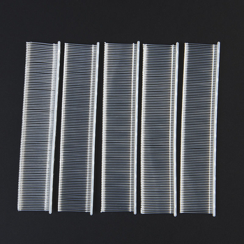 Ακίδα για ετικέτες: Νάιλον Ι-σχήματος, λεπτή πλαστική ακίδα, 10.000 τεμάχια; Υλικό: ανακυκλωμένο PP; Εφαρμογές: παντελόνια, κάλτσες, πουλόβερ, εσώρουχα, κουρτίνες, ρούχα, κούμπωμα πίσω σουτιέν