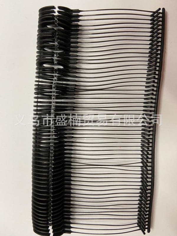 Plastikinis etikečių adatos rinkinys drabužių priedams