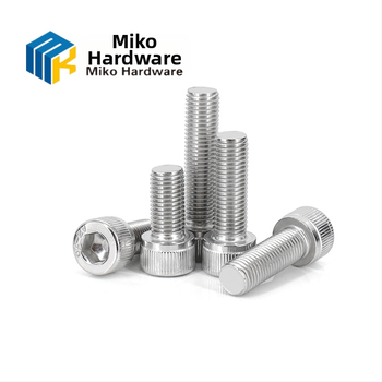 Šešiakampio skylės cilindrinės galvos varžtas DIN 912, nerūdijantis plienas A4-70, balta paviršiaus apdaila