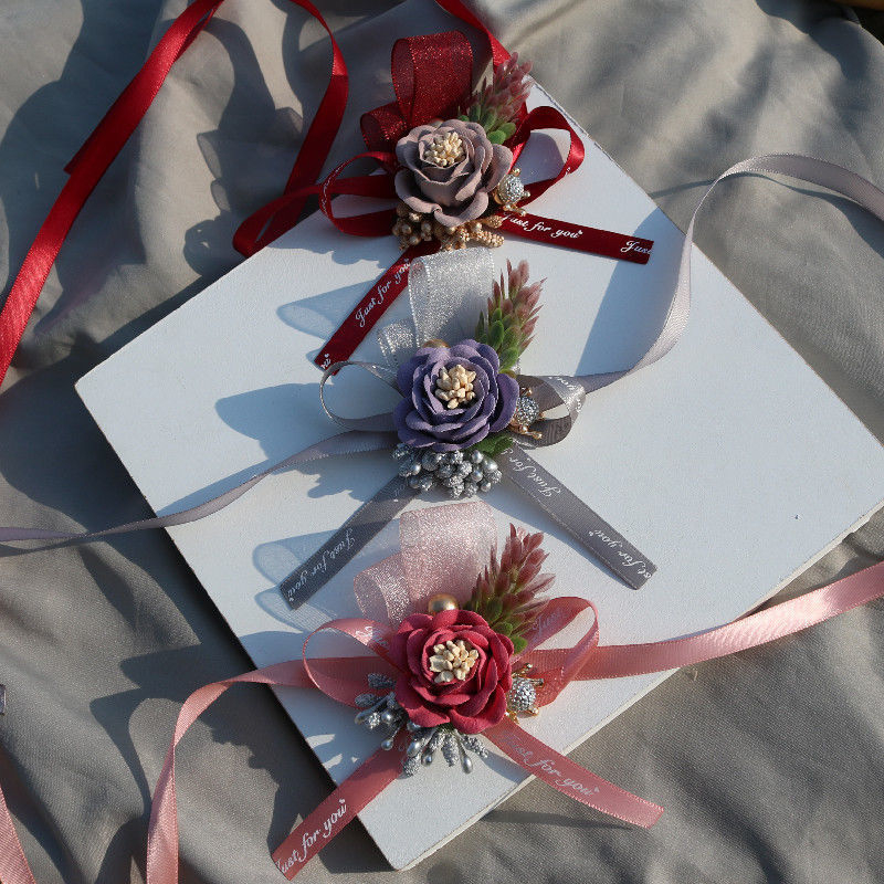 Korėjietiško stiliaus vestuvinė apyrankė su gėlėmis, skirta pamergėms ir artimoms draugėms, prabangus aksesuaras.