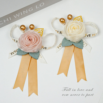 Корейски стил сватбен корсаж с перли, гривна за шаферка и цвете за ръката на булката