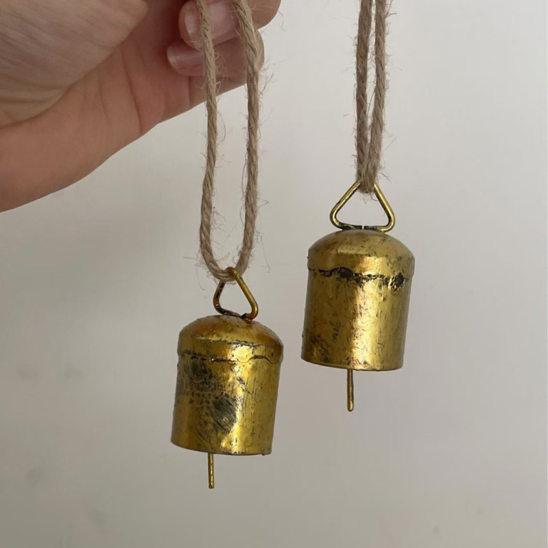 Звънче от Tin метал със конопено въже, декоративно антично стилово