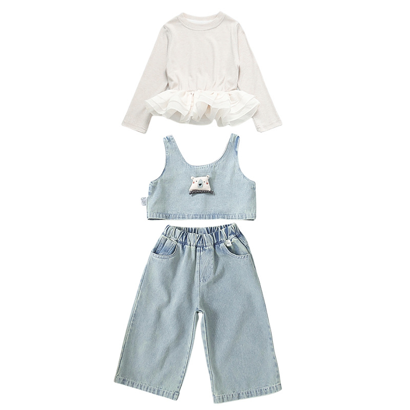 Lányoknak való denim három darabos szett, medvés mintával - hosszú ujjú felső, laza nadrág vállpántokkal, tavasz-ősz, 3–8 évesek