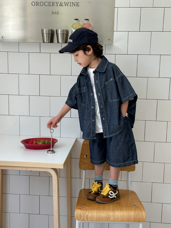 Dječji denim dvodijelni komplet, ljetni korejski stil, košulja s kratkim rukavima i šorc, 85% pamuk, mekana tkanina, unisex