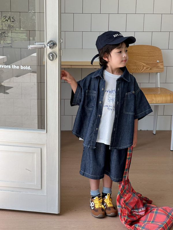 Dječji denim dvodijelni komplet, ljetni korejski stil, košulja s kratkim rukavima i šorc, 85% pamuk, mekana tkanina, unisex