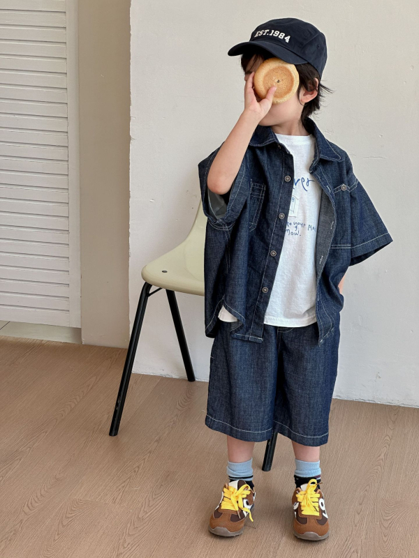 Dječji denim dvodijelni komplet, ljetni korejski stil, košulja s kratkim rukavima i šorc, 85% pamuk, mekana tkanina, unisex