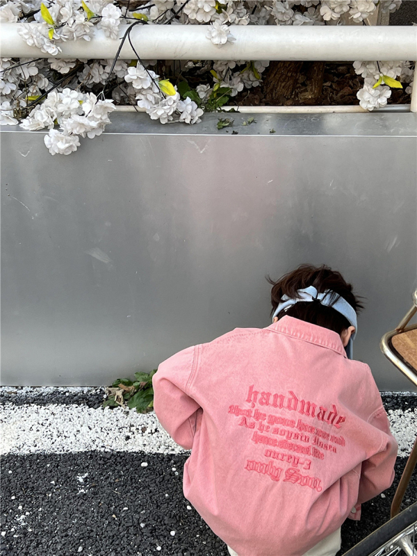 Vaikų džinsinis švarkas Korejos stiliumi su siuvinėjimu, 95% medvilnės džinsas, vienos eilės užsegimas, be gobtuvo, pavasaris 2024, 3–8 metų vaikams