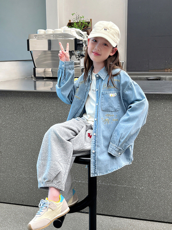 Детска деним риза, корейски стил, дълъг ръкав, яка тип лапел, принт с букви