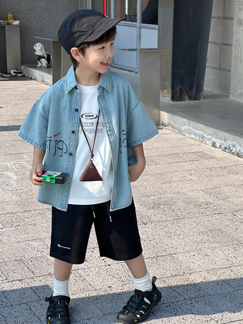 Детска деним риза с къс ръкав, унисекс, алфабетен принт, мека обработка, 100% памук, лято