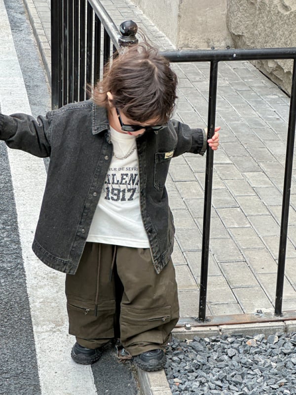 Vaikų džinsinė striukė, korėjietiško stiliaus, 100% medvilnė, be gobtuvo, vienos eilės užsegimas