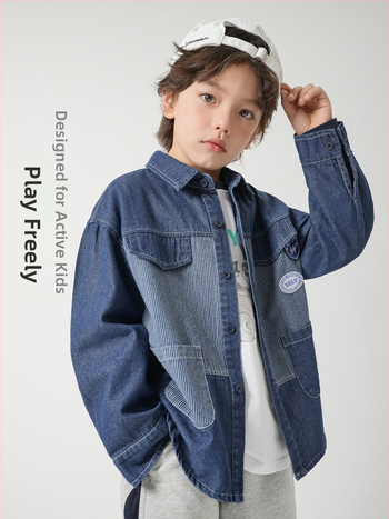 Berniukų džinsiniai marškiniai, medvilnės mišinio audinys, ilgomis rankovėmis, apykaklė su reveru, švelnus paviršius