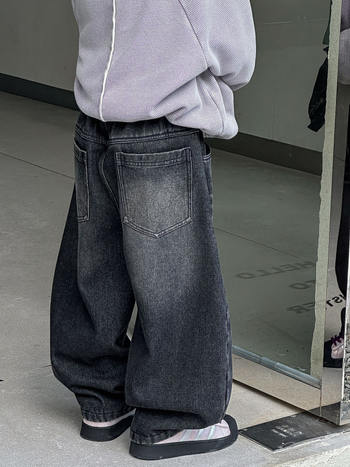 Poiste džinsid koreai stiilis flisvoodriga, väline materjal 100% puuvill, vooder 100% polüester, keskmise kõrgusega vöökoht, sobib 3–8-aastastele