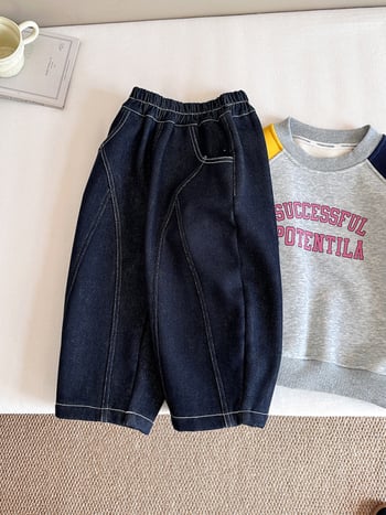 Jeans unisex pentru copii (Iarna 2025; 72% bumbac/26% poliester/2% elastan; țesătură tratată moale; talie medie cu bandă elastică)