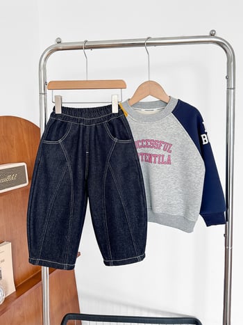 Jeans unisex pentru copii (Iarna 2025; 72% bumbac/26% poliester/2% elastan; țesătură tratată moale; talie medie cu bandă elastică)