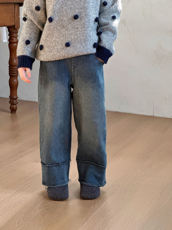 Dječje traperice za djevojčice u korejskom stilu, s fleece podstavom i prošivenim rubovima, 100% pamuk denim, zimska kolekcija 2025