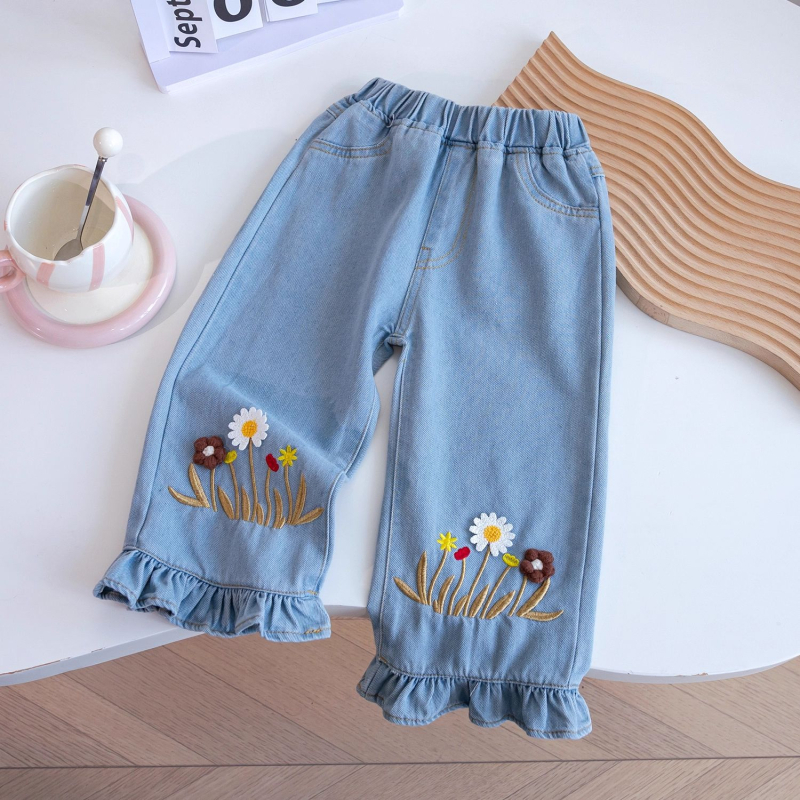 Koreai stílusú gyerek nadrág, széles szárú, kutyás hímzéssel, középmagas derékkal, pamutkeverék anyag