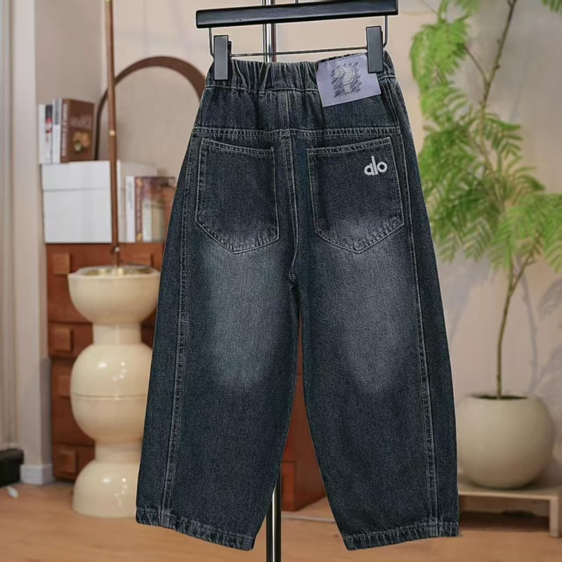 Детски дънки от деним, със средна талия и еластична лента, 53% памук, мека обработка, свободен ежедневен стил, есен 2025.