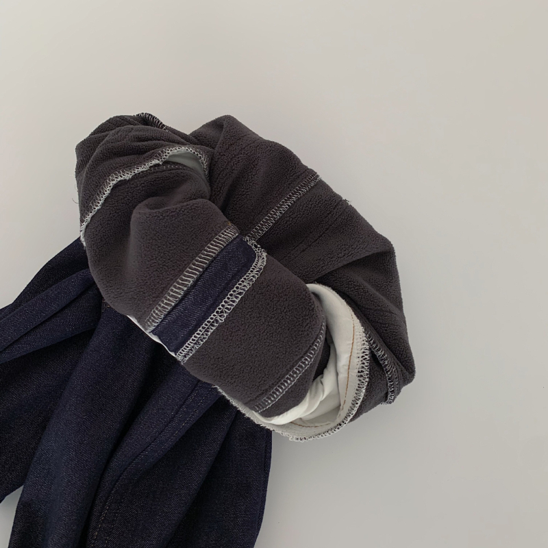 Детски дънки в корейски стил, памук 58,6% и регенерирано целулозно влакно, меко третиране, средна талия с ластичен колан, унисекс за деца 3-8 г, Зима 2025.