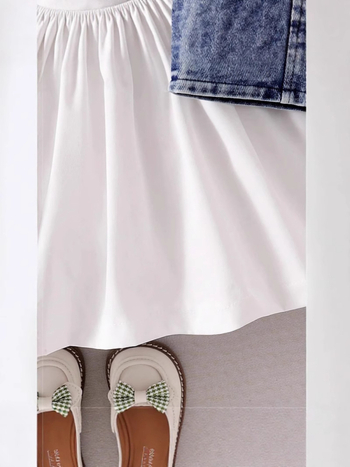 Két darabos készlet: puffos ujjú ruha és denim mellény, karikatúra mintával, 95% poliészter és 5% elasztán bélés, 3–8 éveseknek, nyár