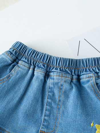 Mergaitėms skirta džinsinė A linijos sijonėlis su klostėmis, širdies siuvinėjimas, pamušalas iš medvilnės, 70–80% medvilnės, nuo 8 metų, pavasaris 2025