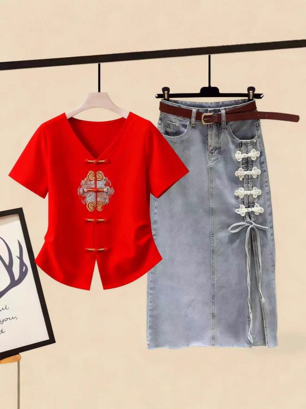 Kaheosaline lastekomplekt: ees nööpidega top ja helmestega džinsiline seelik, lühikesed varrukad, puuvill–polüesteri segu