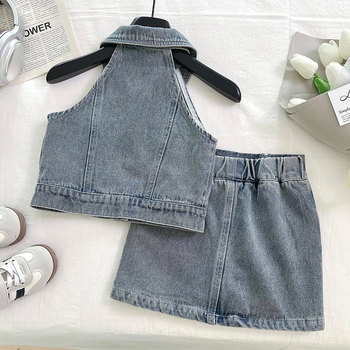 Детски деним двучастен комплект: безръкав жилетка и пола, корейски стил, лято 2025, мек деним, буквена шарка, 75% памук