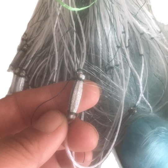 Трислойна рибарска мрежа с найлонова нишка, потъваща мрежа; отвори около 4 пръста; диаметър на тел 0.11 мм; материал: рибарски конец