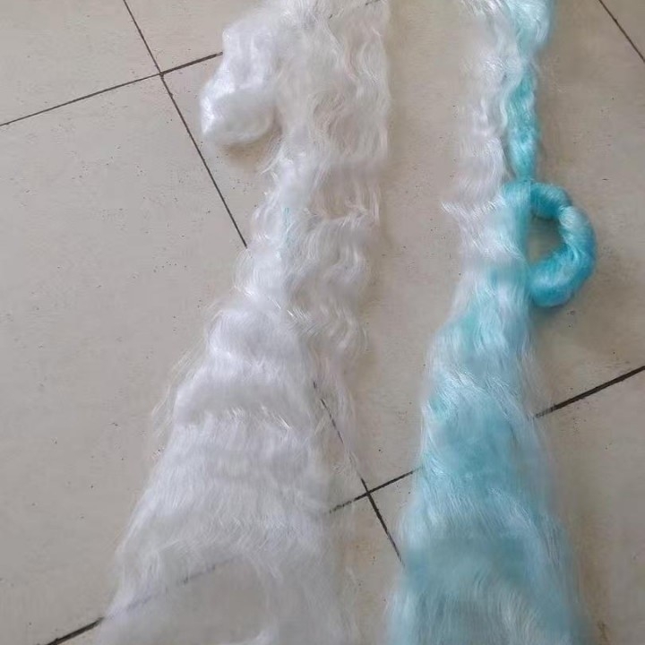 Трислойна рибарска мрежа с найлонова нишка, потъваща мрежа; отвори около 4 пръста; диаметър на тел 0.11 мм; материал: рибарски конец