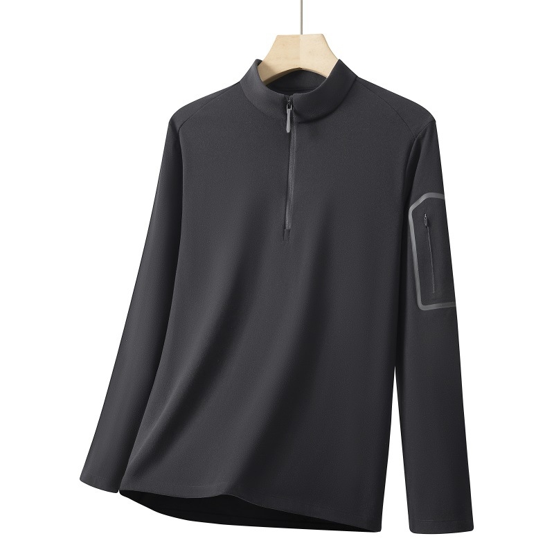 Muška dukserica s pola-zipom i stojećim ovratnikom, podstavljena fleece, glavni materijal: najlon smjesa 75%, težina 250–300 g, džep s patch dizajnom