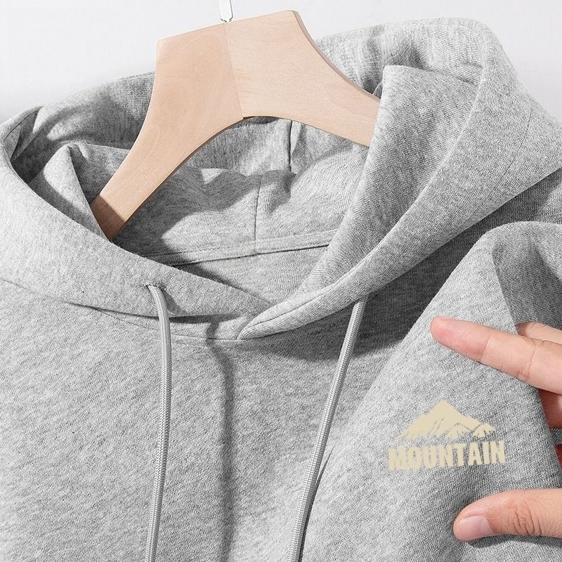 Hrubá bavlnená mikina s kapucňou, okrúhly výstrih, voľný strih, patch vrecká