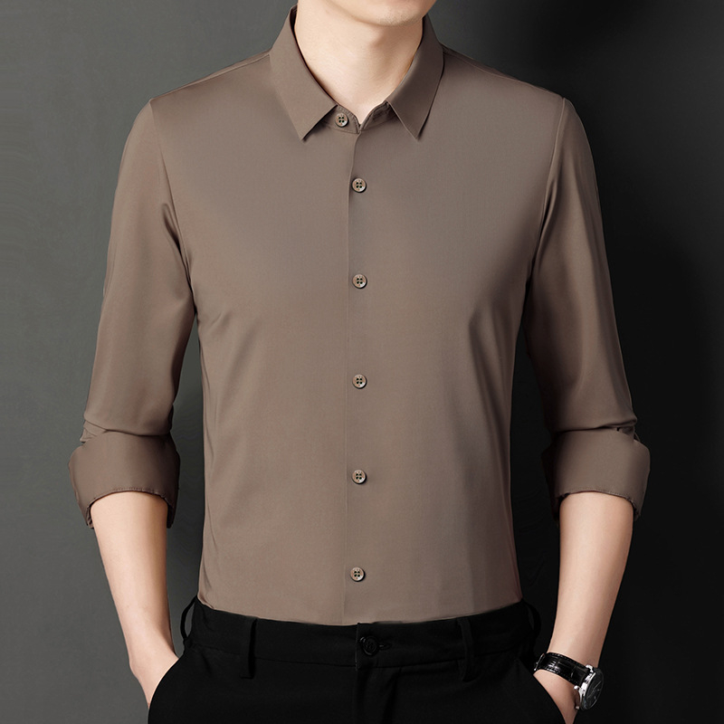 Košeľa z polyester-spandex zmesi, bez žmoliek, otočný golier, dlhé rukávy, jednofarebná, úzky strih