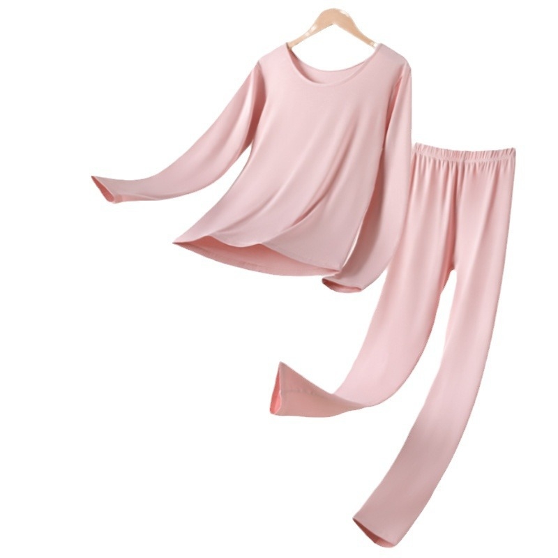 Дамски термо комплект от вискоза — умерена топлина, висока дебелина, тясно прилепващ силует, пуловер с кръгло деколте