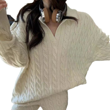 Dvodjelni set s polo ovratnikom i twist pletenim topom te šortama – korejski stil, srednje debelina pletenine od poliestera i spandeksa