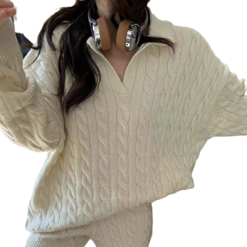 Dvodjelni set s polo ovratnikom i twist pletenim topom te šortama – korejski stil, srednje debelina pletenine od poliestera i spandeksa