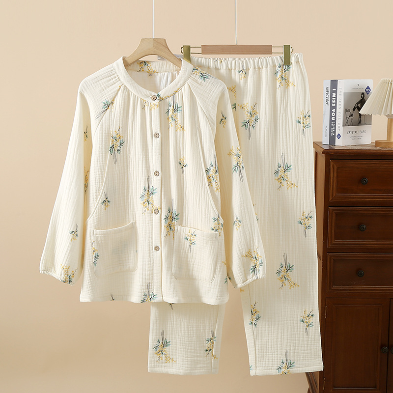 Nėščiųjų ir žindymo pižama iš medvilninės marlės – keturi sluoksniai, ilgos rankovės, apvali kaklo linija, tanki 100% medvilnė, tinkama žiemai, pavasariui ir rudeniui.