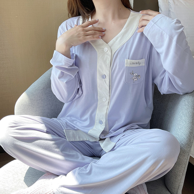 Nėščiųjų pižamų komplektas iš viskozės – mišinio (50–70% viskozės), ilgos rankovės, lengvas audinys, tinkamas pavasariui ir vasarai