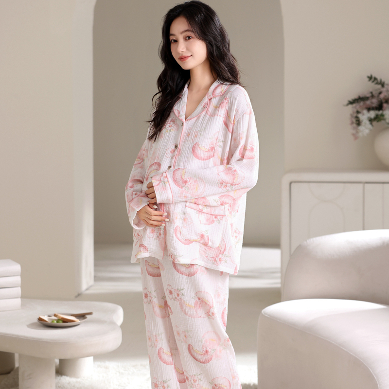 Anyaság és szoptatás célú kardigán öltöny nadrággal – anyag: cloud cotton gauze, 100% poliészter, rever gallér, hosszú ujjú, tavasz-ősz