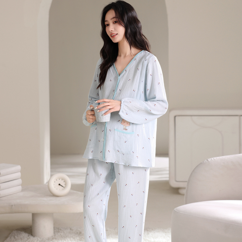 Anyaság és szoptatás célú kardigán öltöny nadrággal – anyag: cloud cotton gauze, 100% poliészter, rever gallér, hosszú ujjú, tavasz-ősz