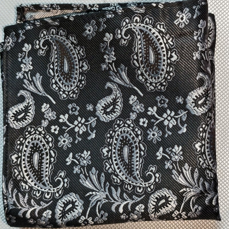 Kišeninė skarelė su britišku retro raštu, džakardinė poliesterio medžiaga, derinimo raštas, vakarinė apranga