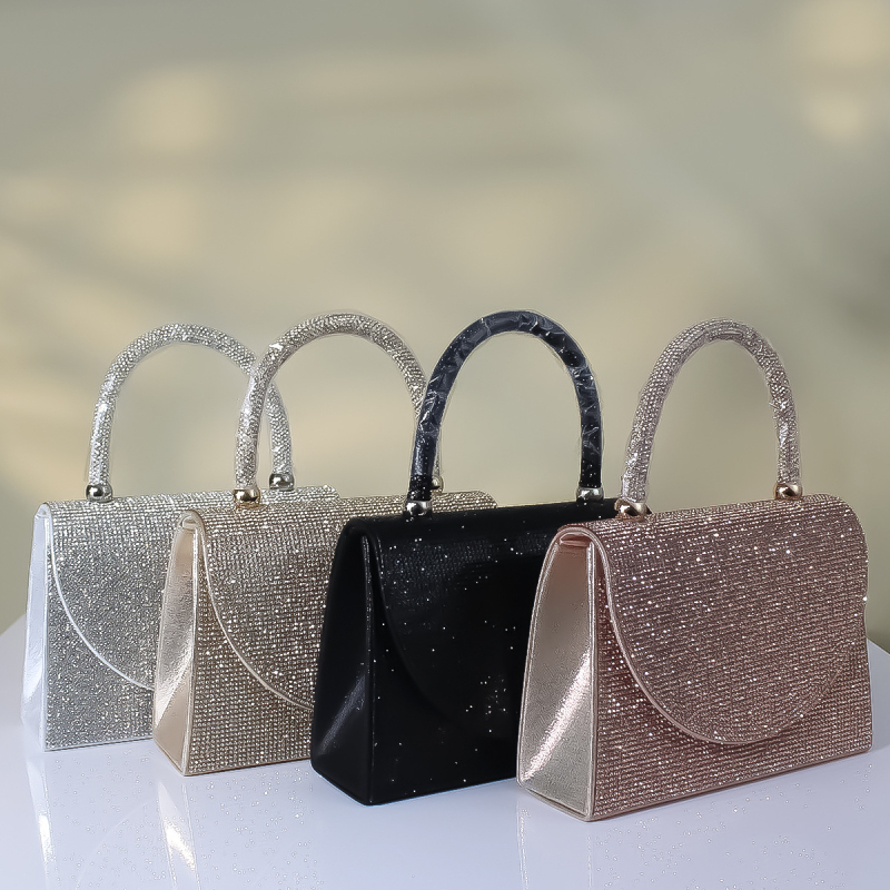 Yaxuanmei PU vakarienės rankinė su grandinėle, horizontalaus kvadrato formos, magnetinis užsegimas, vidinė ID kišenė