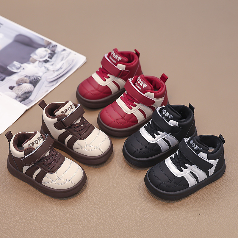 Uniszex gyerek futócipő, PU felsőrész, fleece belső, Velcro-zárás, gumitalp, téli meleg, csúszásmentes