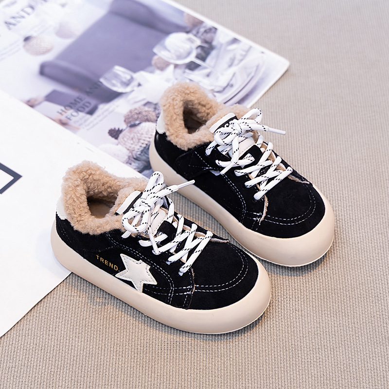 Vaikų žieminiai sportiniai ir laisvalaikio bateliai — superfiber viršus, Velcro užsegimas, fleece pamušalas šilumai, žvaigždučių raštas, guminė padas