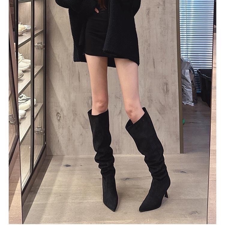 Botine dama din velur cu gambă înaltă, vârf ascuțit, talpă din cauciuc, toc subțire 6-8 cm, toamnă 2025