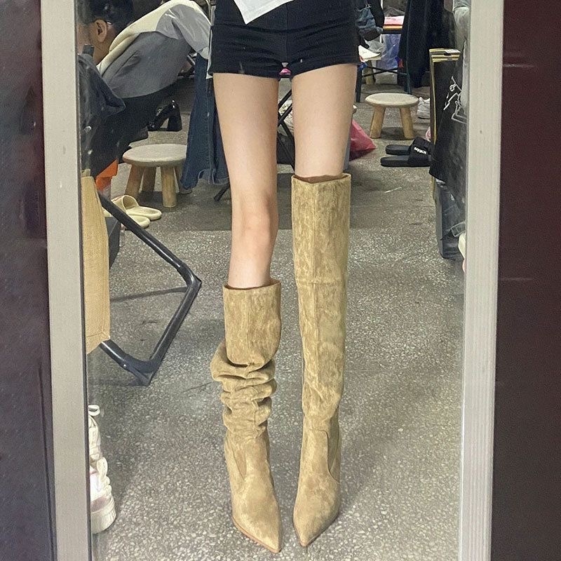 Botine dama din velur cu gambă înaltă, vârf ascuțit, talpă din cauciuc, toc subțire 6-8 cm, toamnă 2025