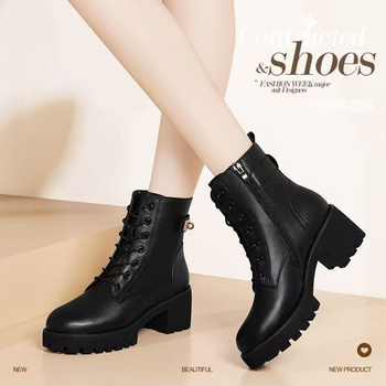 Γυναικείες μπότες μέχρι τη γάμπα με χοντρό τακούνι, φερμουάρ στο πλάι, χειμωνιάτικη επένδυση και καουτσούκ σόλα