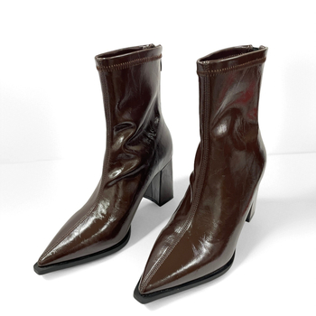 Γυναικείες μυτερές μπόττες με λεπτή γραμμή, φαρδύς τακούνι 6–8 cm, πίσω φερμουάρ, επάνω υλικό από super fiber