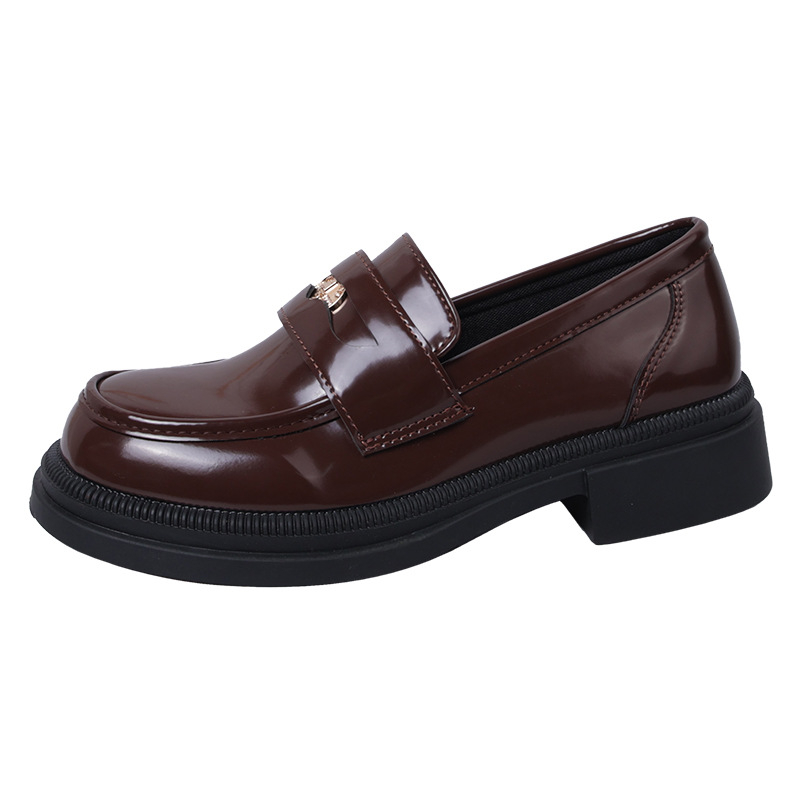 Női loaferek kör alakú orral, PU vamp, 3–6 cm-es chunky sarok, alacsony felső rész